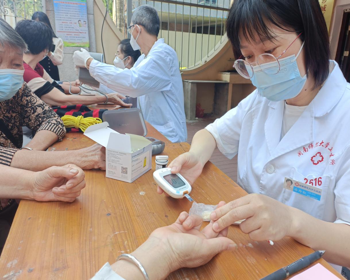 说明: _cgi-bin_mmwebwx-bin_webwxgetmsgimg__&MsgID=8298717824625870200&skey=@crypt_7edd4c9b_68825735d619365f67cf9df6bbdc0ce8&mmweb_appid=wx_webfilehelper